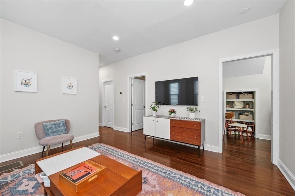 Condominium at 459 Meridian St # 1, Boston MA 02128, photo 9 of 27