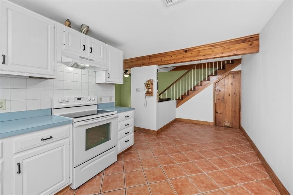 Single Family Residence at 24 Birchwood Ave, Sudbury MA 01776, Sudbury, photo 3 of 20