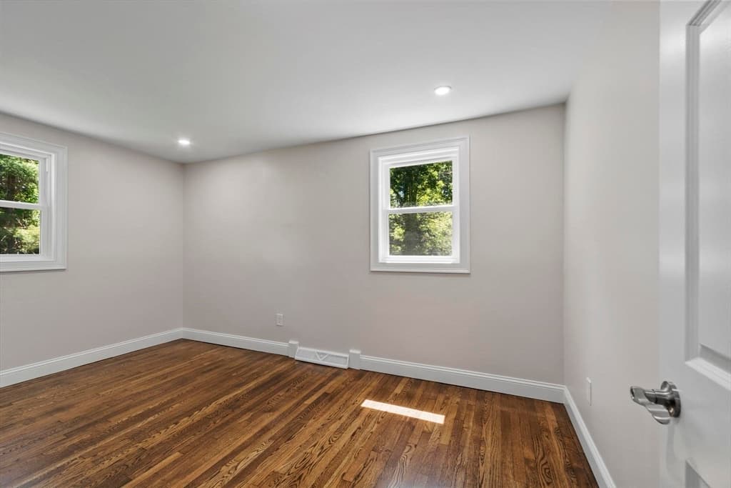 Single Family Residence at 62 Queensland Rd, Billerica MA 01862, photo 15 of 38