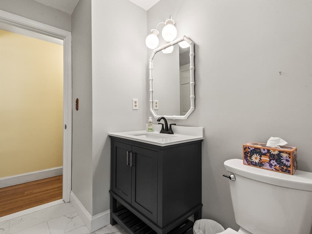 Single Family Residence at 14 Running Brook Cir, Ashland MA 01721, Ashland, photo 12 of 41
