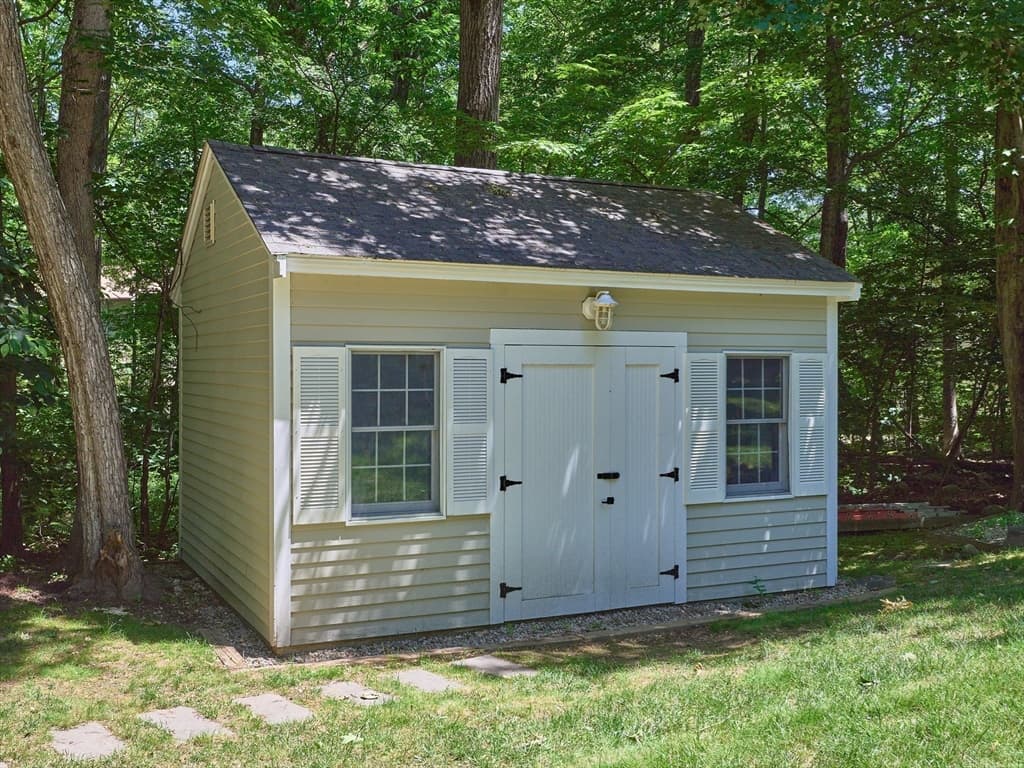 Single Family Residence at 14 Running Brook Cir, Ashland MA 01721, Ashland, photo 33 of 41