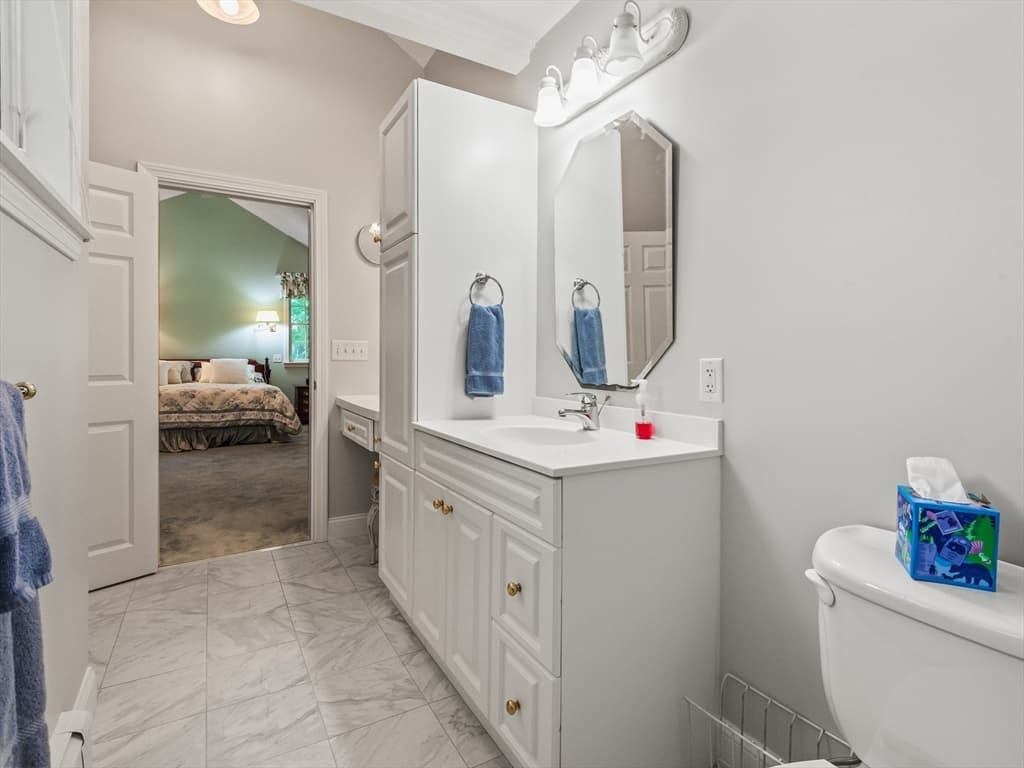 Single Family Residence at 14 Running Brook Cir, Ashland MA 01721, Ashland, photo 18 of 41