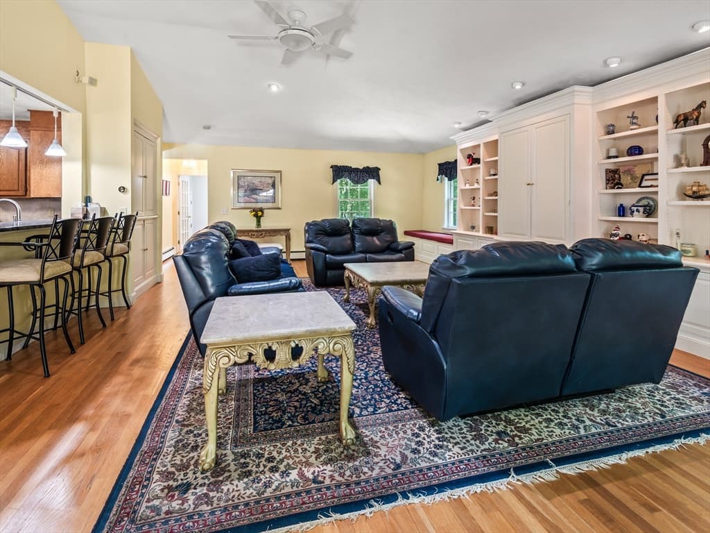 Single Family Residence at 14 Running Brook Cir, Ashland MA 01721, Ashland, photo 4 of 41