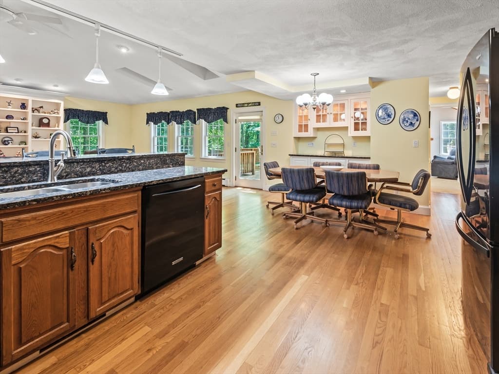 Single Family Residence at 14 Running Brook Cir, Ashland MA 01721, Ashland, photo 8 of 41
