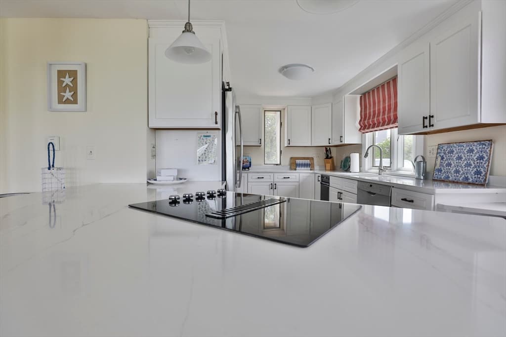 Single Family Residence at 6 24th St, Newbury MA 01951, Newbury, photo 11 of 39