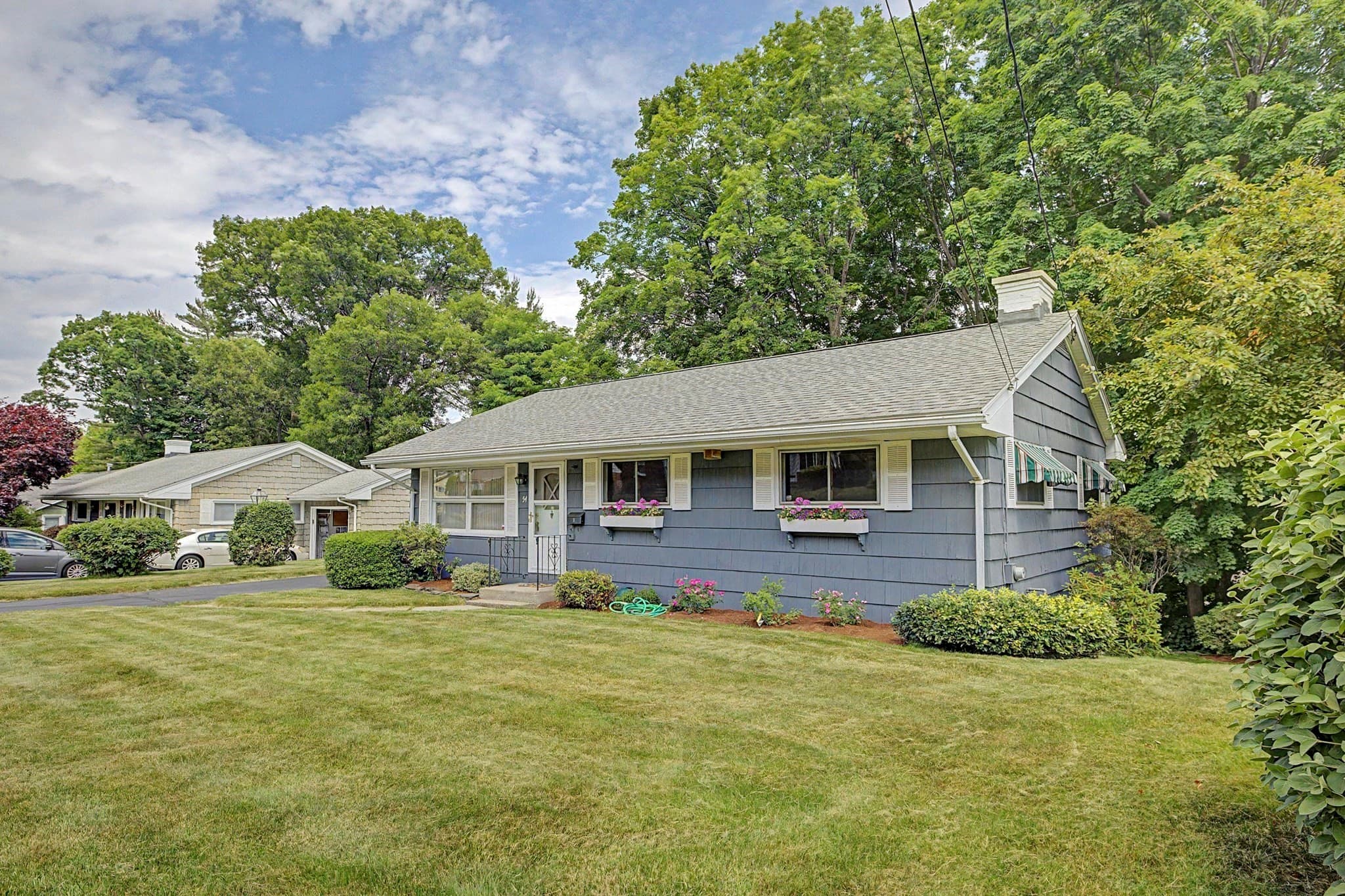 Single Family Residence at 54 Portland St, Holyoke MA 01040, Holyoke, photo 3 of 21