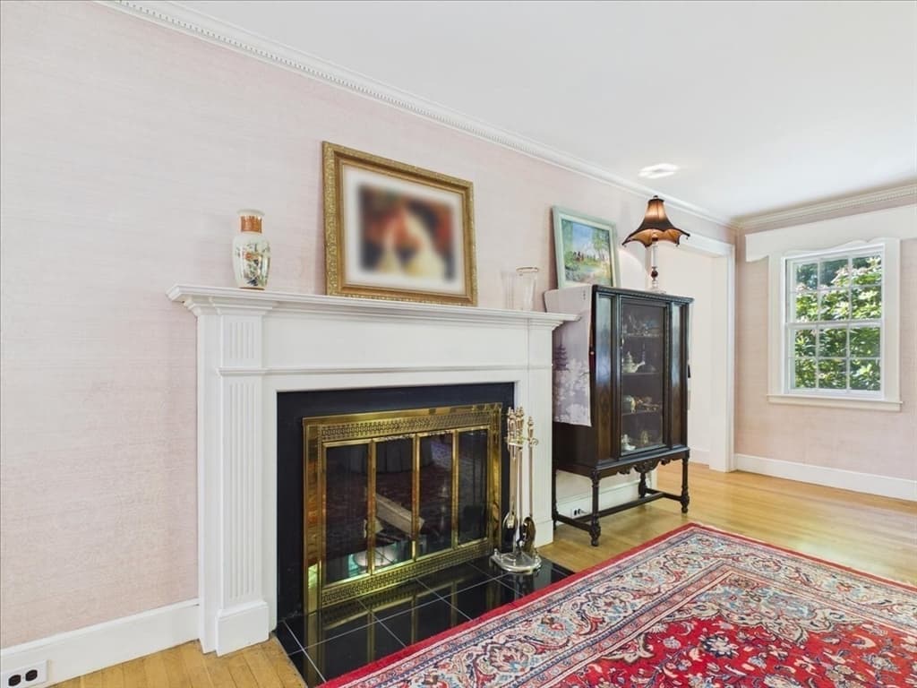 390 Marsh St, Belmont MA 02478 photo 6