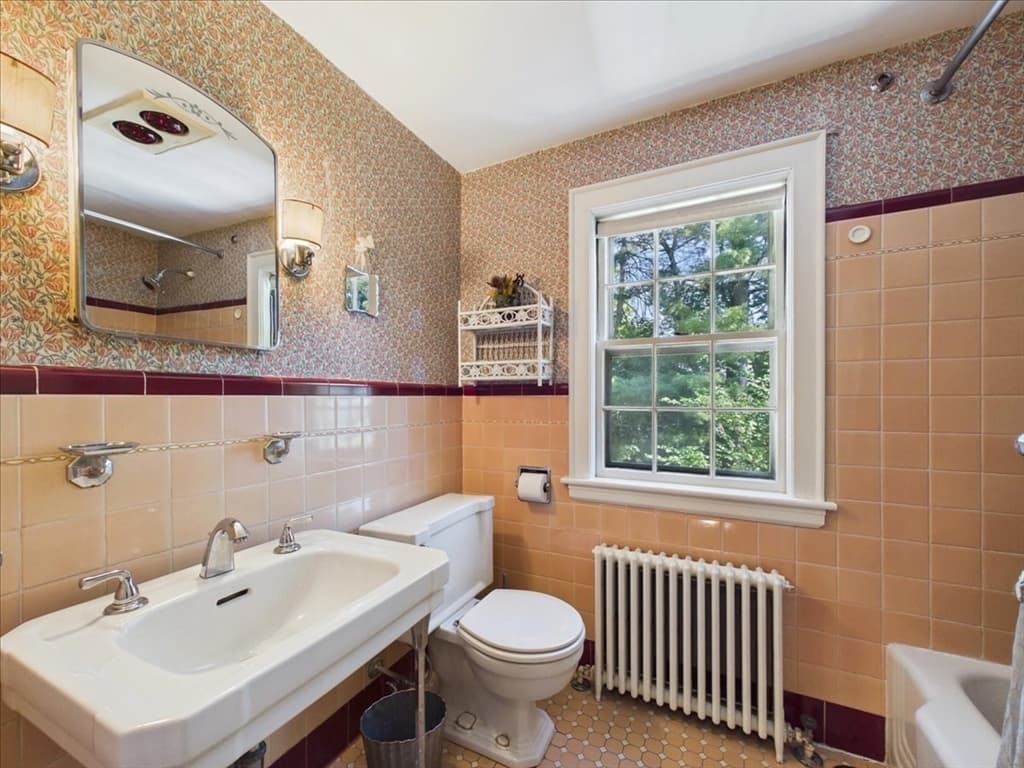 390 Marsh St, Belmont MA 02478 photo 29
