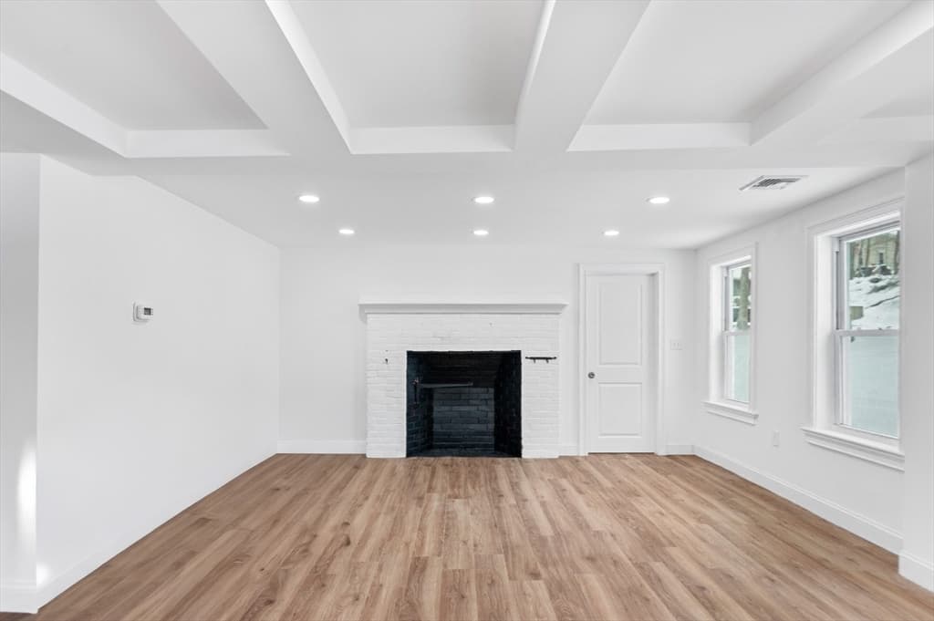 18 Main St, Ashburnham MA 01430 photo 14
