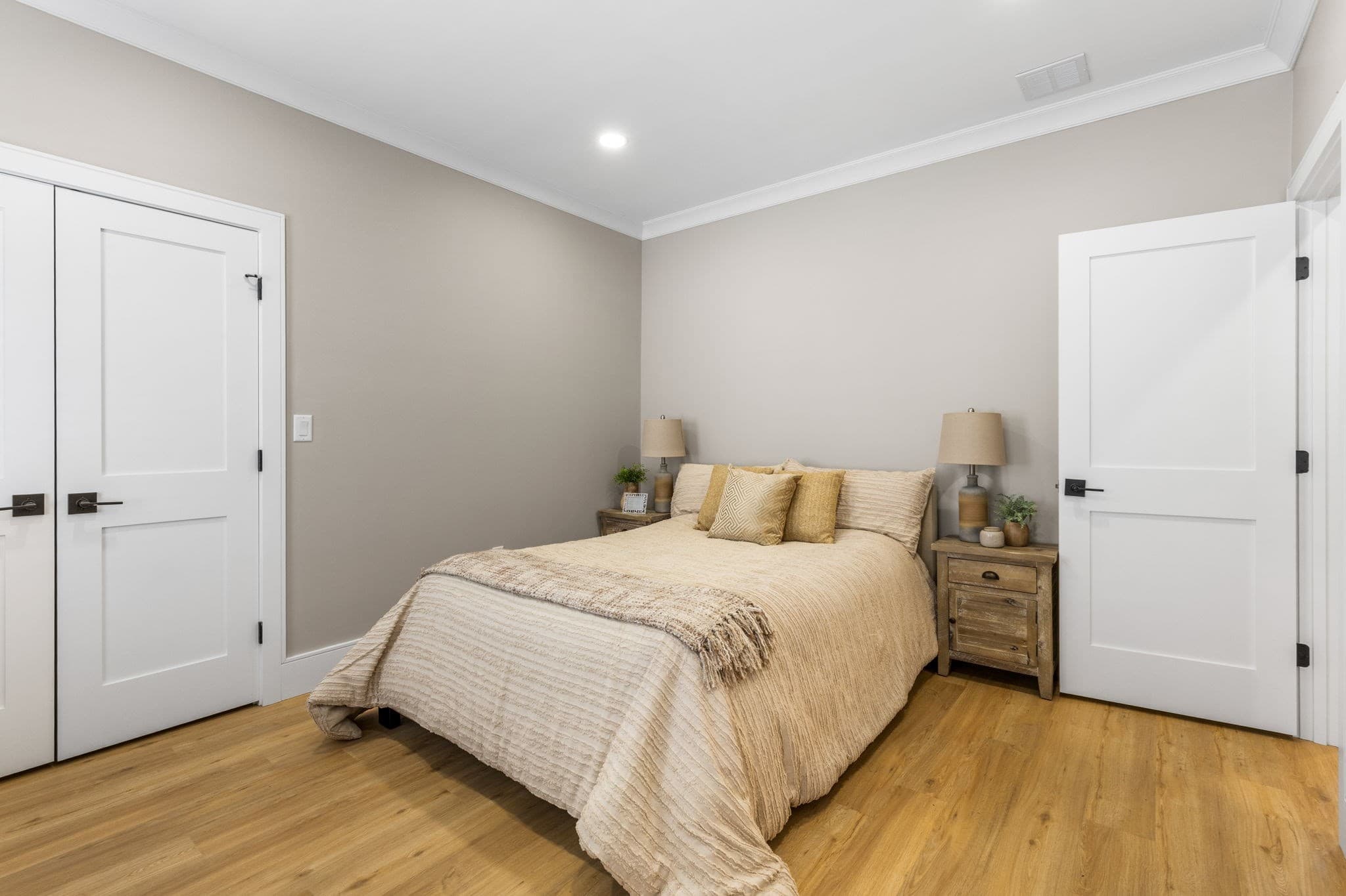 Single Family Residence at 17 Josiah Path, Falmouth MA 02540, photo 10 of 42