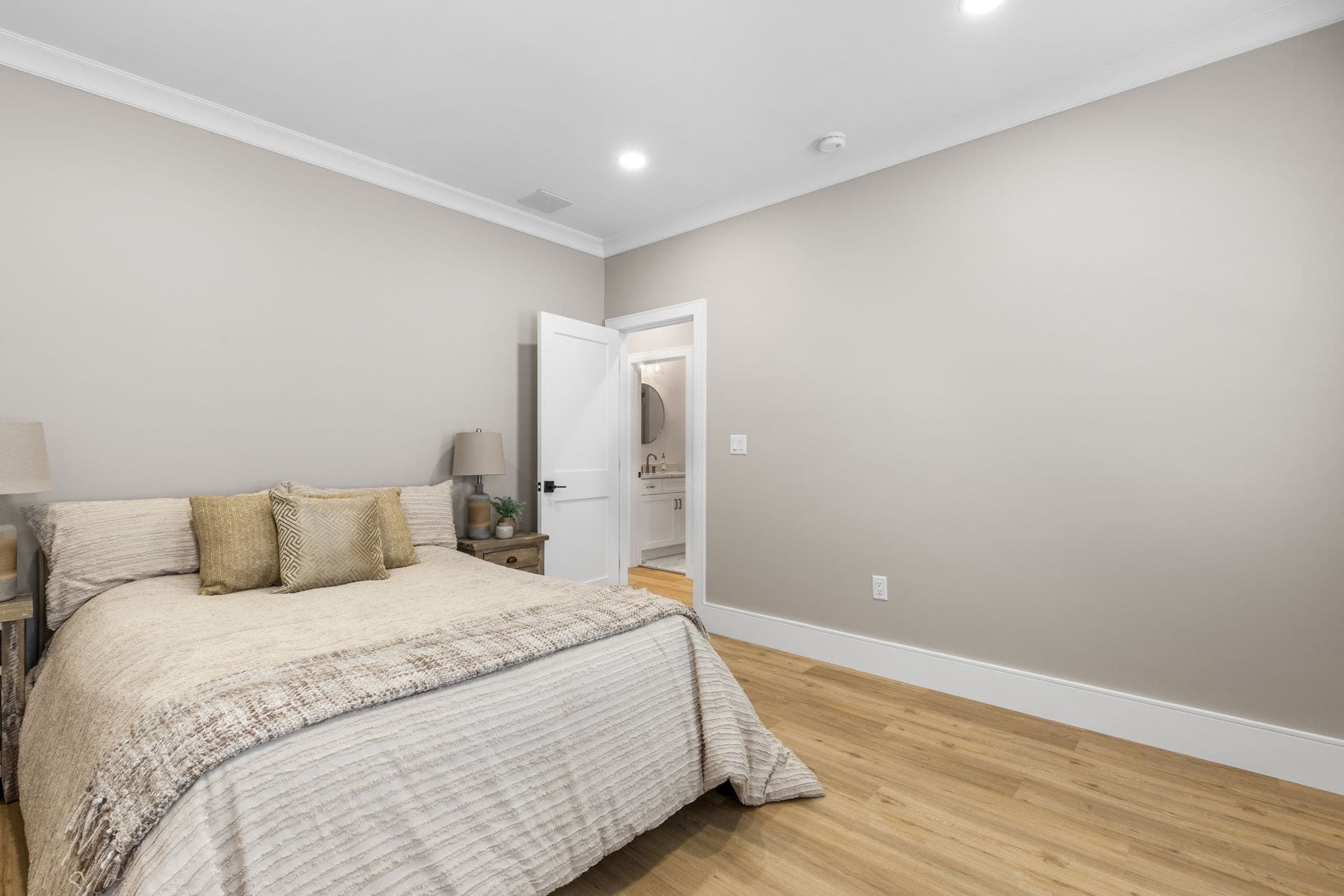 Single Family Residence at 17 Josiah Path, Falmouth MA 02540, photo 11 of 42