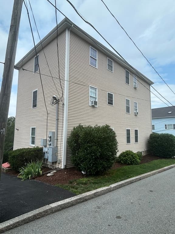 Condominium at 131 Stewart # 3B, Fall River MA 02720, photo 19 of 20