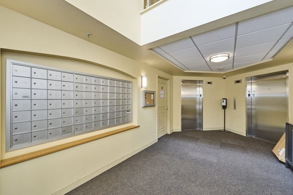 Condominium at 175 Cottage St # 504, Chelsea MA 02150, Chelsea, photo 10 of 31