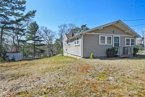 Single Family Residence at 272 Glen Charlie Rd, Wareham MA 02538, photo 2 of 39