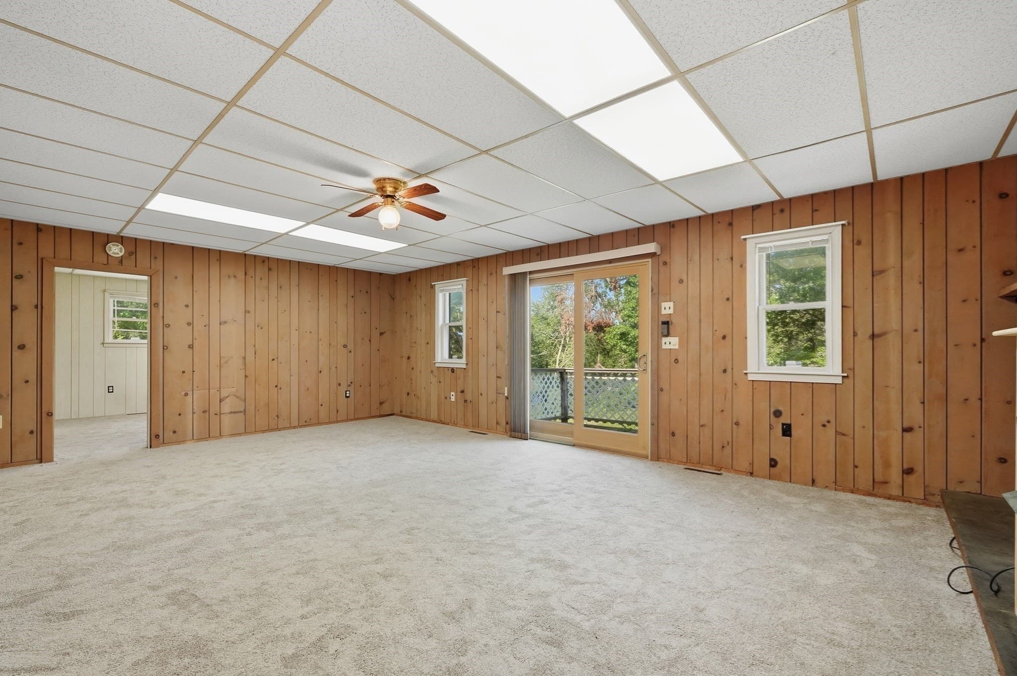 Single Family Residence at 272 Glen Charlie Rd, Wareham MA 02538, photo 12 of 39