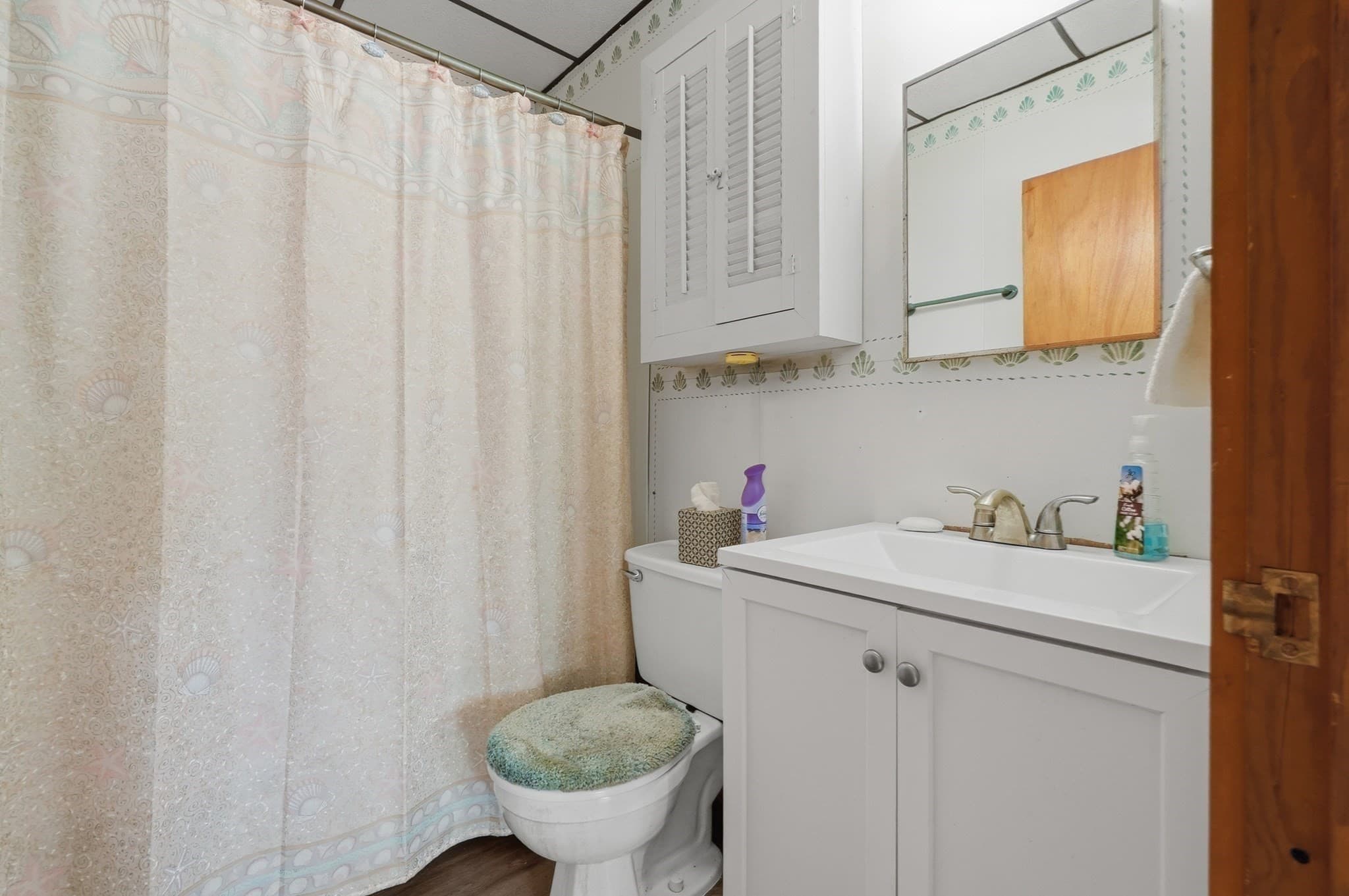 Single Family Residence at 272 Glen Charlie Rd, Wareham MA 02538, photo 32 of 39