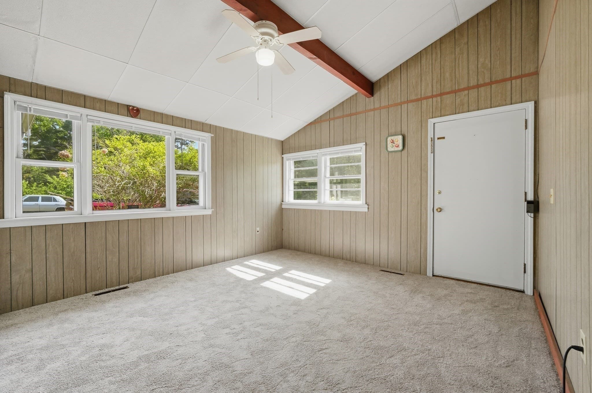 Single Family Residence at 272 Glen Charlie Rd, Wareham MA 02538, photo 20 of 39