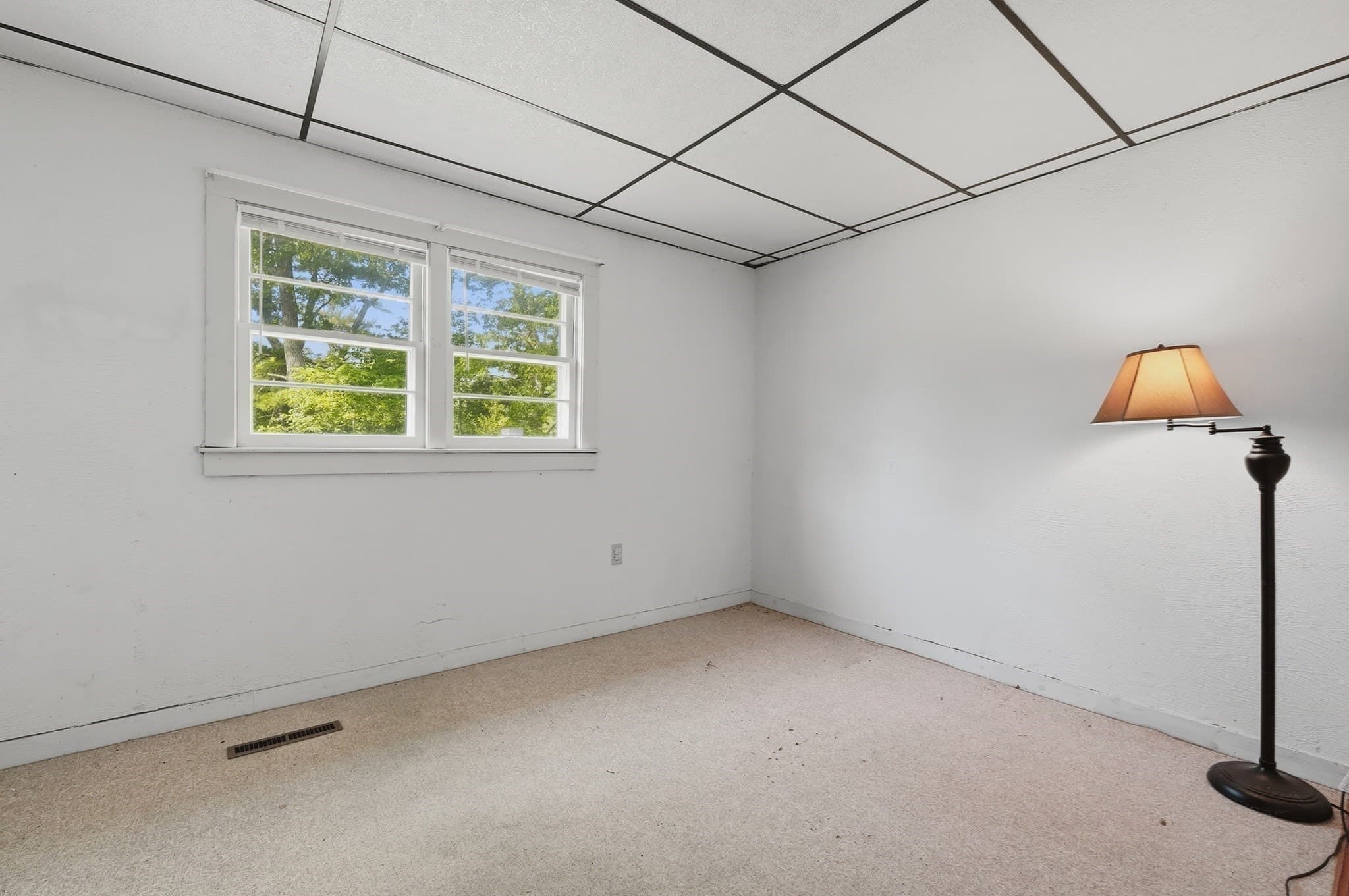 Single Family Residence at 272 Glen Charlie Rd, Wareham MA 02538, photo 30 of 39