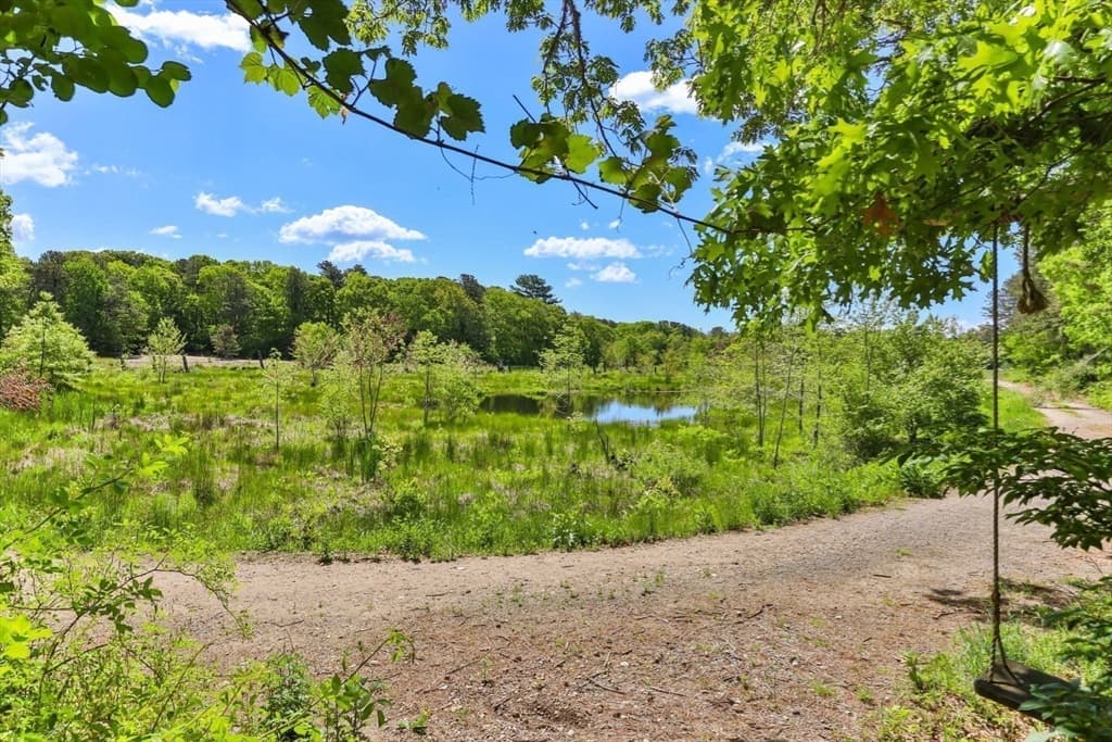 Single Family Residence at 41 Little John Rd, Falmouth MA 02536, photo 27 of 34