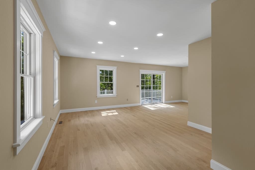 Single Family Residence at 41 Little John Rd, Falmouth MA 02536, photo 6 of 34
