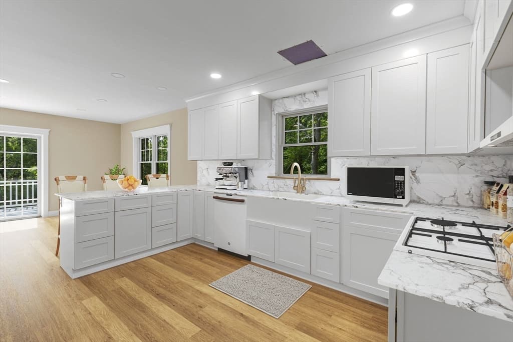 Single Family Residence at 41 Little John Rd, Falmouth MA 02536, photo 16 of 34