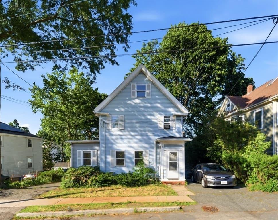 14-16 Moore St, Quincy MA 02169