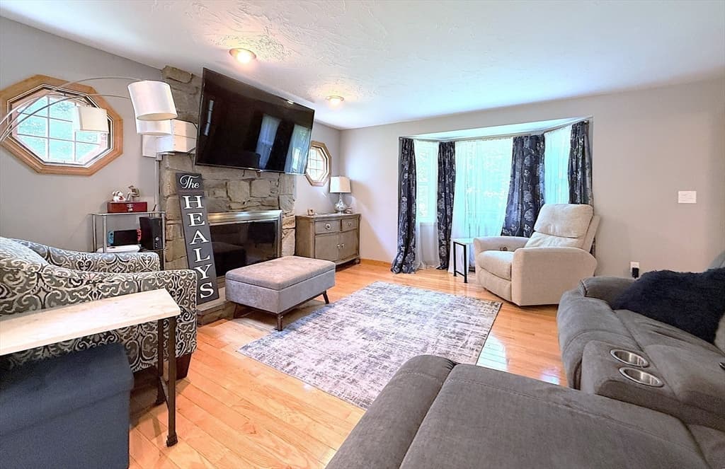 Single Family Residence at 23 Bellstone Dr, Bellingham MA 02019, Bellingham, photo 15 of 36