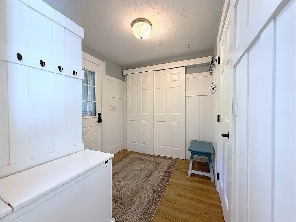 Single Family Residence at 23 Bellstone Dr, Bellingham MA 02019, Bellingham, photo 4 of 36