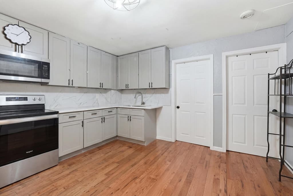 4 Family - 4 Units Up/Down at 166 Mechanic St, Southbridge MA 01550, Southbridge, photo 40 of 42