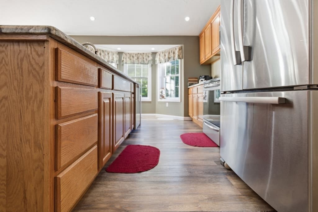 37 Moreland Green Dr, Worcester MA 01609 photo 12