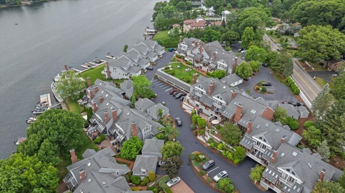 Condominium at 35 Eastern Point Dr # 34, Shrewsbury MA 01545, photo 36 of 37