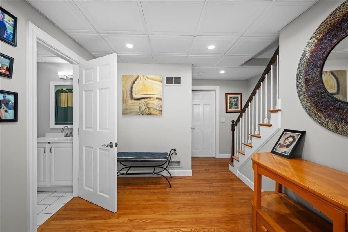 Condominium at 35 Eastern Point Dr # 34, Shrewsbury MA 01545, photo 28 of 37