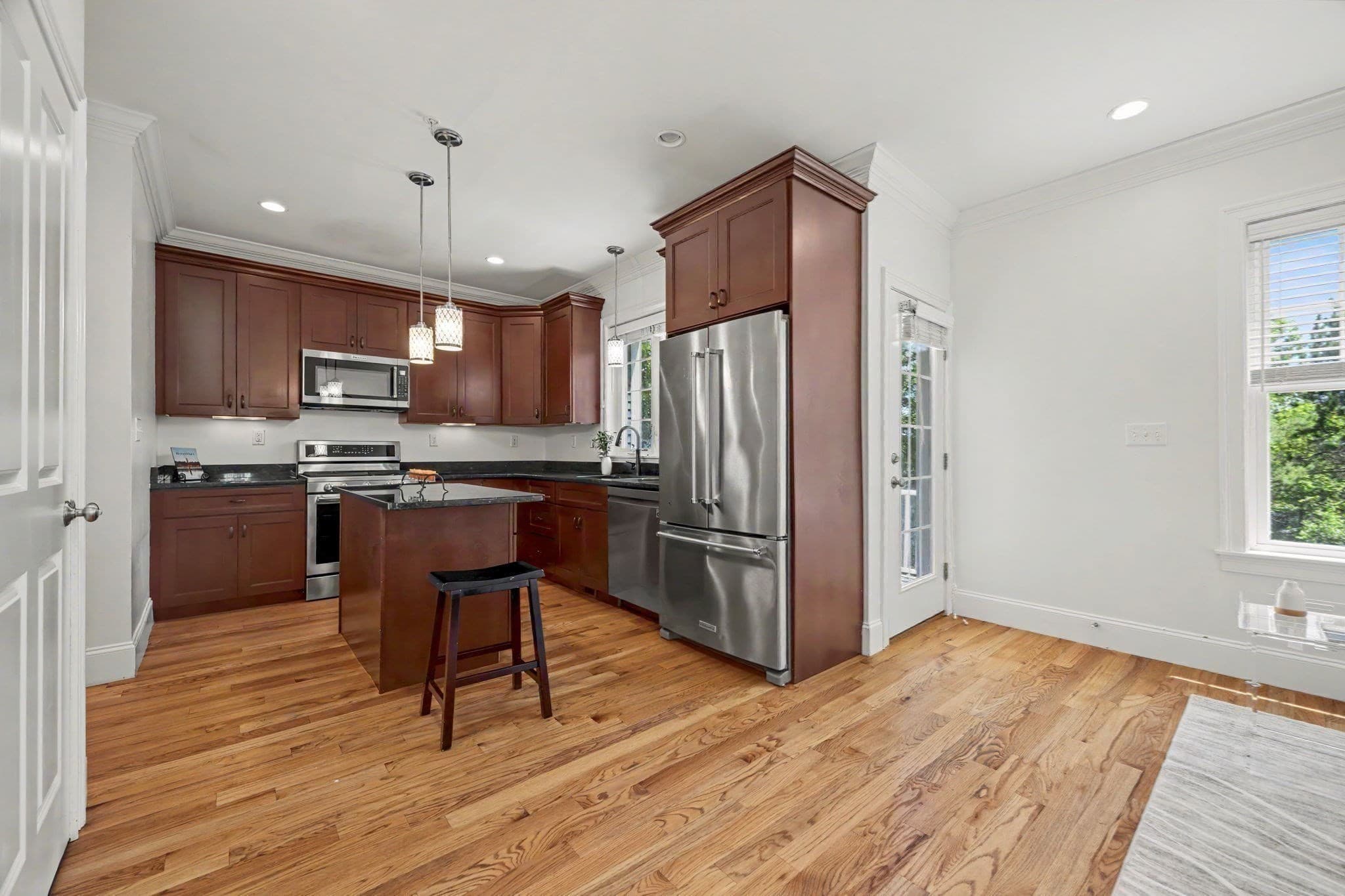 Condominium at 5 Clarks Hill Lane # 5, Framingham MA 01702, photo 6 of 36