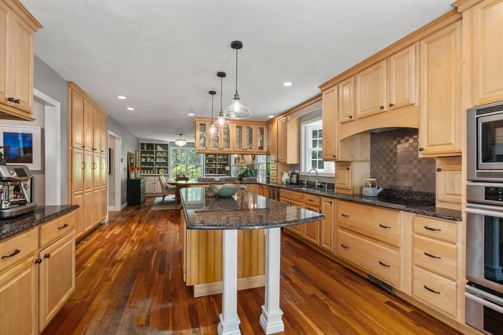 18 Wood Street, Southborough MA 01772 photo 15