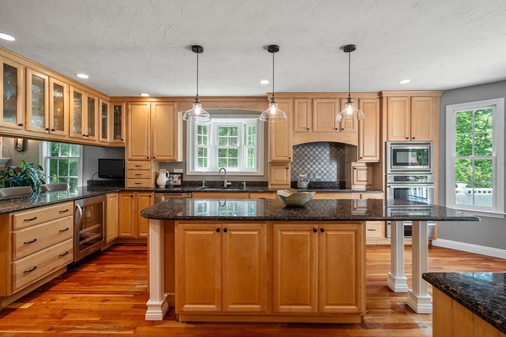 18 Wood Street, Southborough MA 01772 photo 11