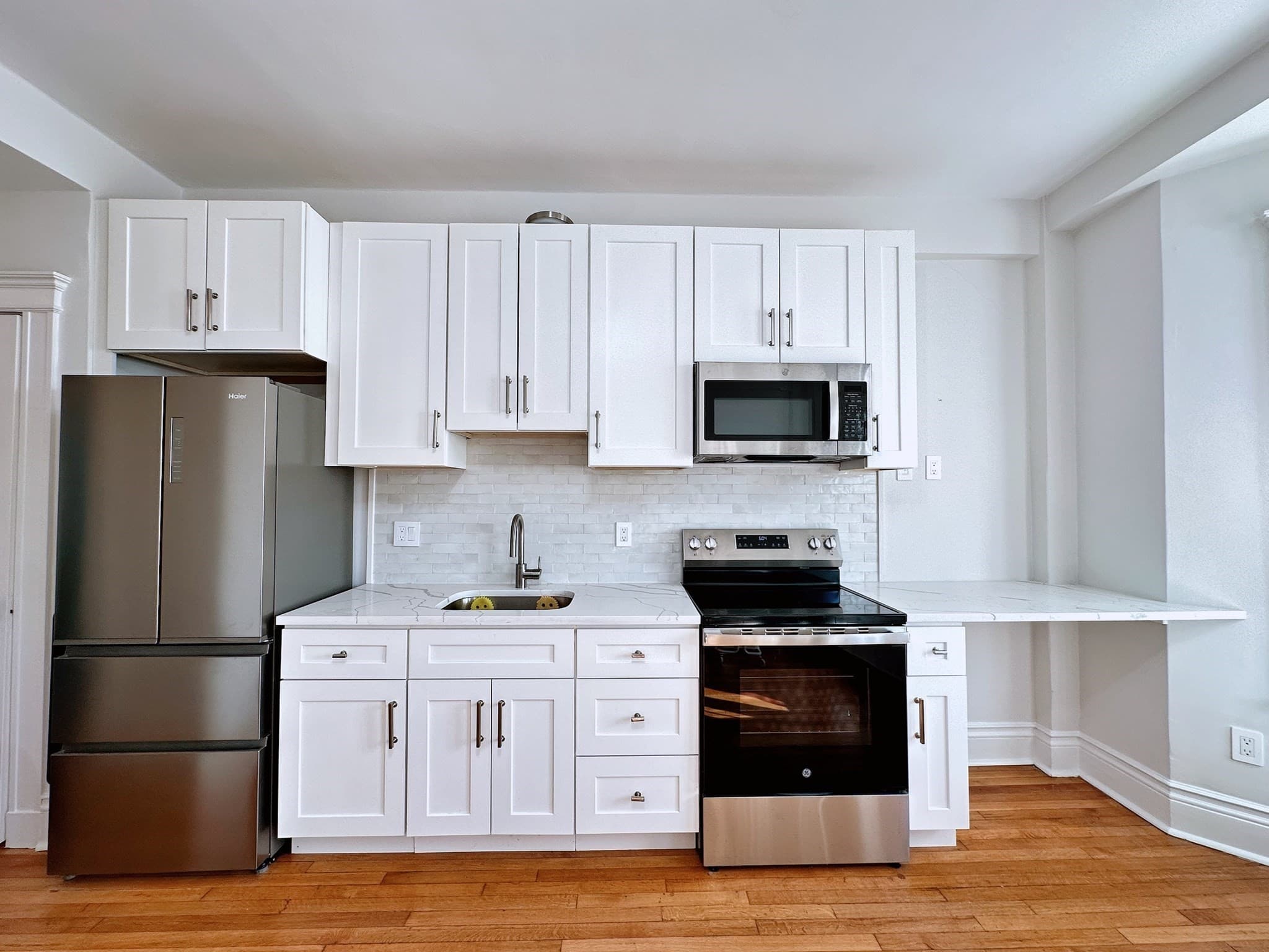 Condominium at 270 Huntington Ave # 706, Boston MA 02115, photo 2 of 8