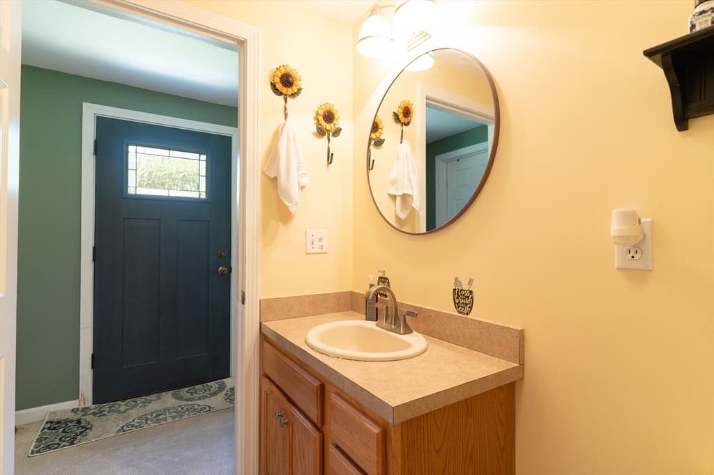 Single Family Residence at 632 Southbridge Road, Warren MA 01083, Warren, photo 13 of 25