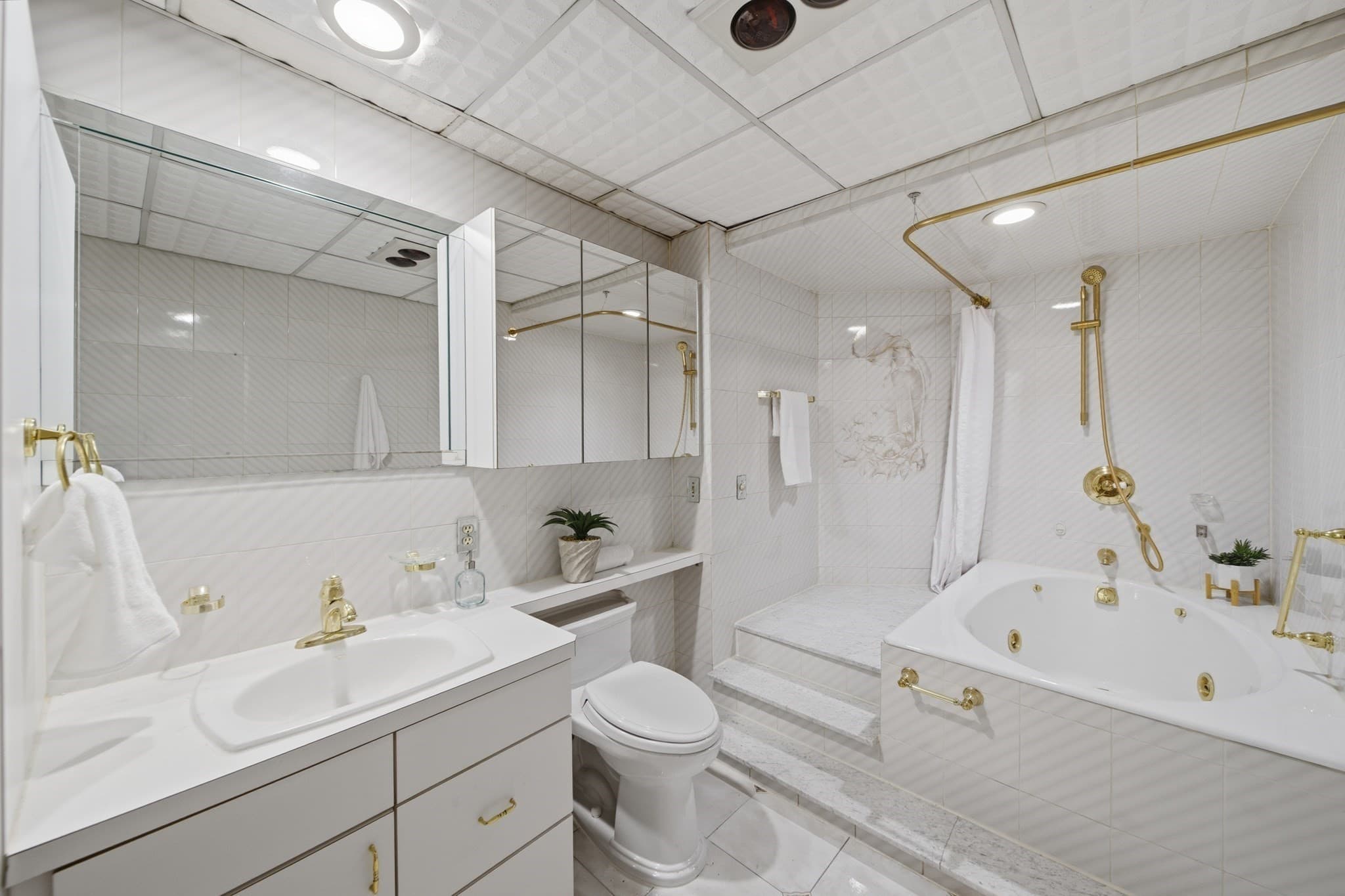 Condominium at 71 Lubec Street # 1, Boston MA 02128, Boston, photo 4 of 36