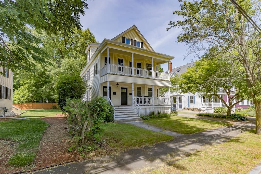 58 Maple Ave # 58, Andover MA 01810