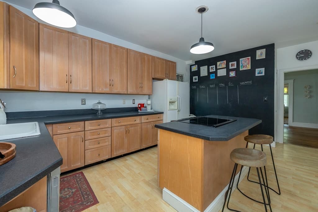 Condominium at 58 Maple Ave # 58, Andover MA 01810, Andover, photo 20 of 29