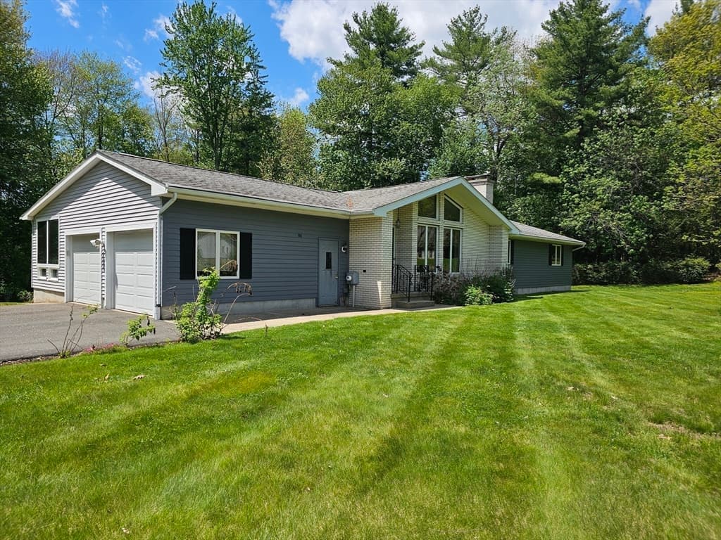 80 Elizabeth Dr, Ludlow MA 01056 photo 6