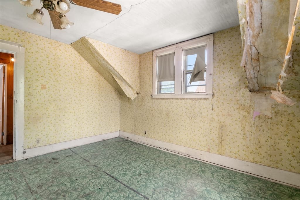Single Family Residence at 25 Curve St, Newton MA 02465, photo 27 of 40