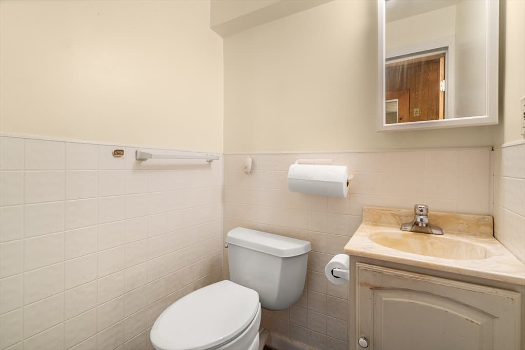 Single Family Residence at 25 Curve St, Newton MA 02465, photo 12 of 40