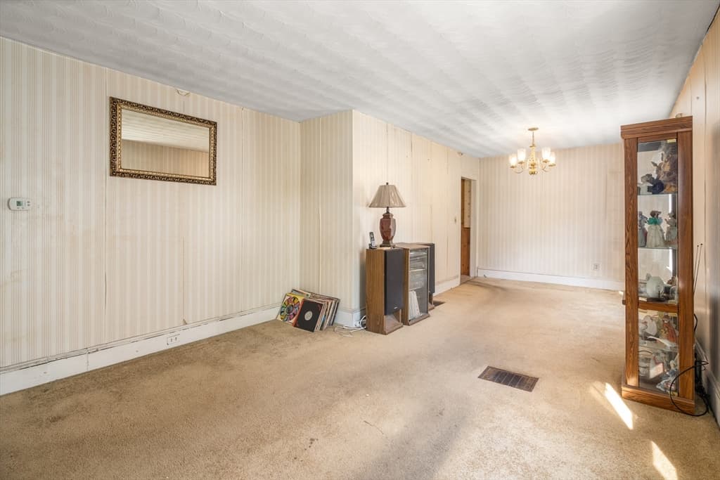 Single Family Residence at 25 Curve St, Newton MA 02465, photo 10 of 40