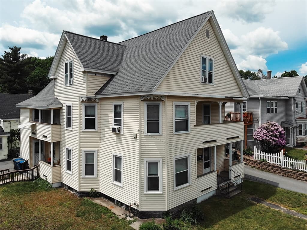 40-46 Cottage St, Leominster MA 01453