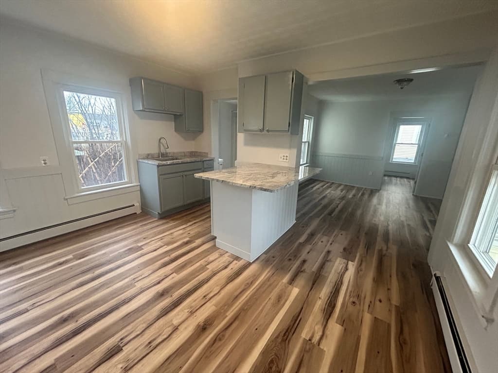 40-46 Cottage St, Leominster MA 01453 photo 5