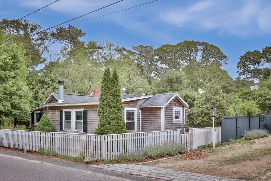 29 Jernegan Ave, Edgartown MA 02539
