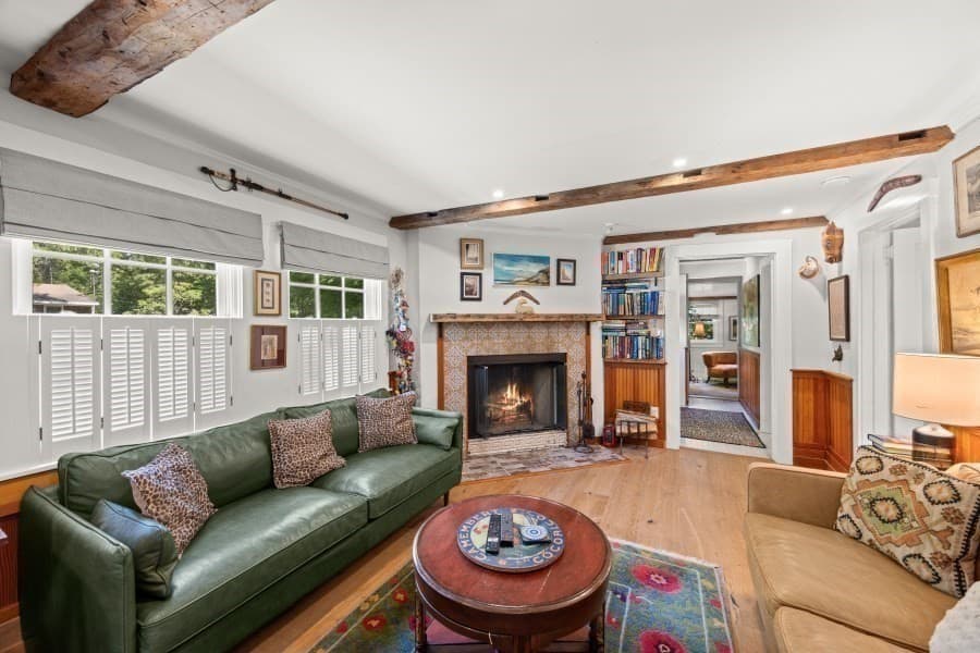 Single Family Residence at 29 Jernegan Ave, Edgartown MA 02539, Edgartown, photo 11 of 42