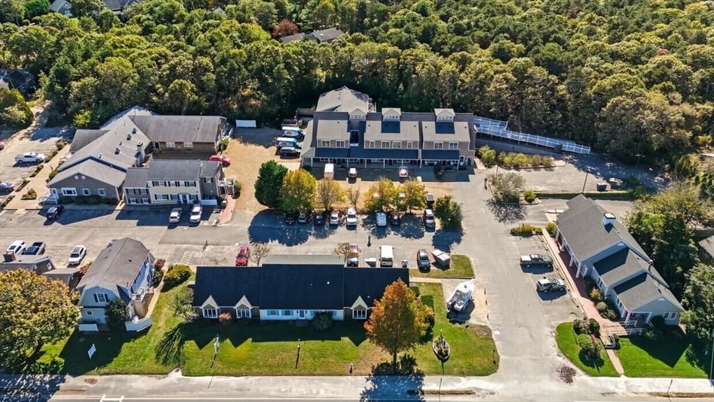 Commercial Sale at 1 Mariners # A, Edgartown MA 02539, photo 6 of 23