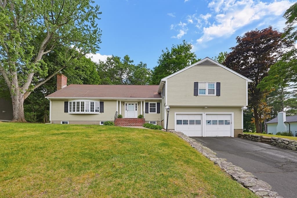 26 Spring Valley, Belmont MA 02478 photo 2